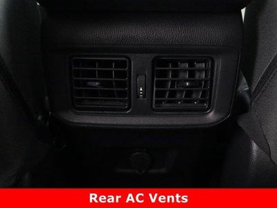 2025 Toyota RAV4 AWD - Photo 25