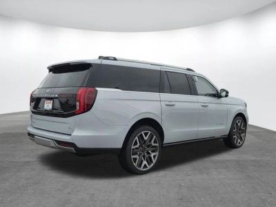 2026 Ford Expedition — photo 25 view
