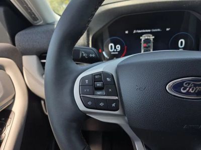 2026 Ford Explorer — photo 21 view