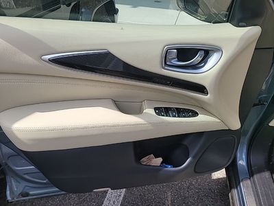 2019 INFINITI QX60 - Photo 2