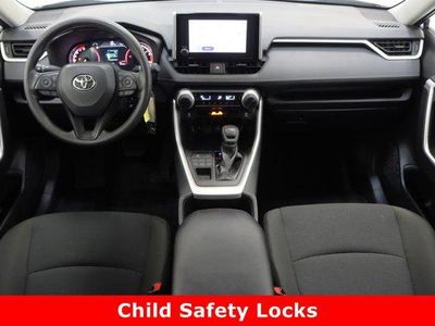2025 Toyota RAV4 AWD - Photo 26