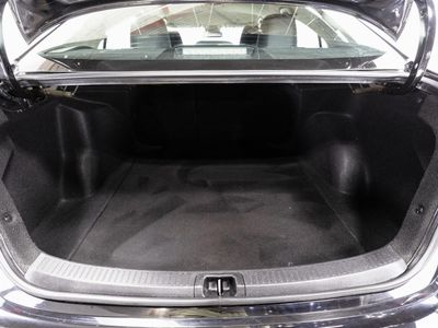 2023 Toyota Corolla — photo 10 view