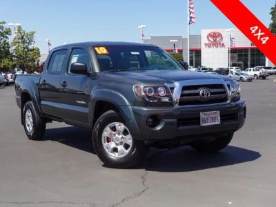 2010 Toyota Tacoma - Photo 2