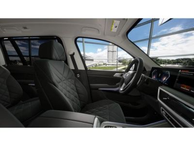 2026 BMW X7 - Photo 9