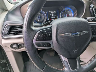 2018 Chrysler Pacifica - Photo 11