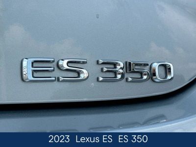 2023 Lexus ES - Photo 9