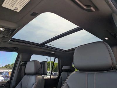 2021 Chevrolet Tahoe - Photo 12