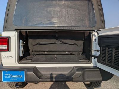 2023 Jeep Wrangler - Photo 20