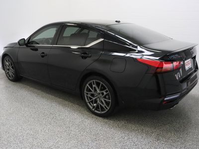 2024 Nissan Altima FWD - Photo 9