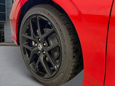 2026 Honda Civic Hatchback — photo 12 view