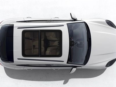2026 Porsche Macan — detail view