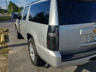 2013 Chevrolet Suburban 1500 - Photo 6
