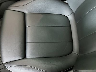 2023 Mercedes-Benz GLB — photo 15 view