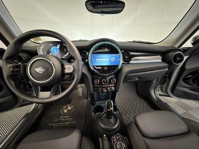 2024 MINI Hardtop 2 Door - Photo 13