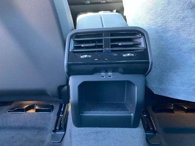 2027 BMW 5 Series - Photo 8