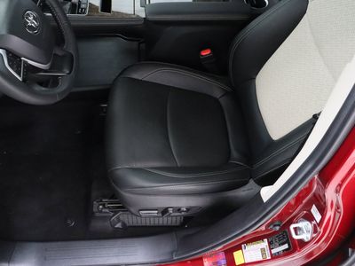 2025 Toyota Sienna AWD - Photo 15