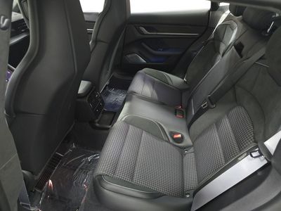 2025 Porsche Taycan Cross Turismo — photo 24 view