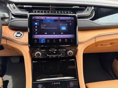 2025 Jeep Grand Cherokee - Photo 9