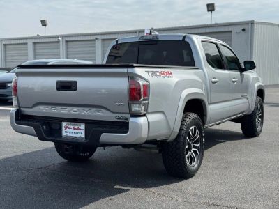 2022 Toyota Tacoma - Photo 11