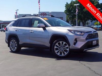 2019 Toyota RAV4 - Photo 7