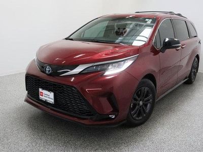 2024 Toyota Sienna AWD - Photo 2