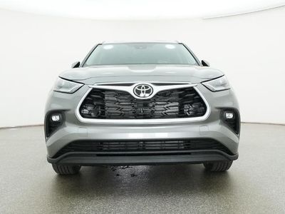 2026 Toyota Highlander Hybrid - Photo 13