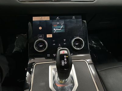 2023 Land Rover Range Rover Evoque - Photo 18