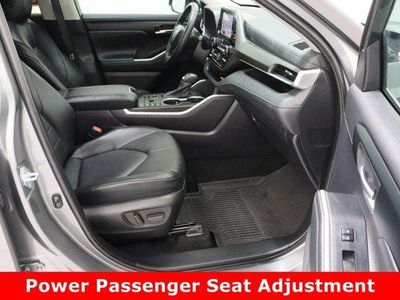2025 Toyota Highlander AWD - Photo 41