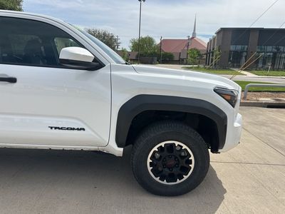 2024 Toyota Tacoma - Photo 7