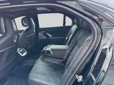 2023 BMW 7 Series — photo 11 view