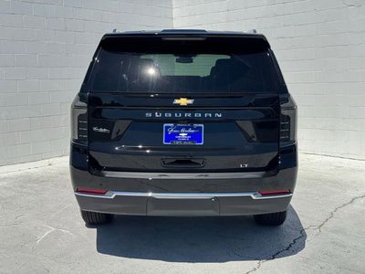 2026 Chevrolet Suburban LT - Photo 11