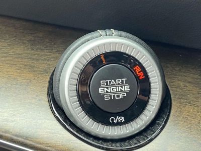 2022 Jeep Grand Wagoneer - Photo 30