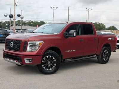 2018 Nissan Titan - Photo 1
