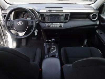 2015 Toyota RAV4 - Photo 4