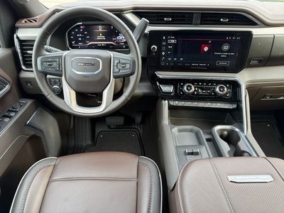 2025 GMC Sierra 2500HD - Photo 2