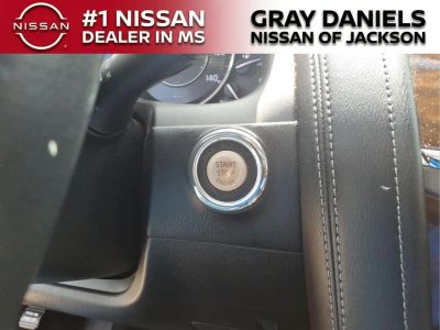 2017 Nissan Armada - Photo 16
