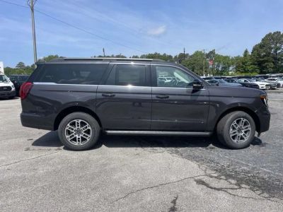 2026 Ford Expedition Max - Photo 2
