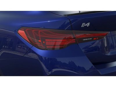 2026 BMW i4 xDrive40 - Photo 8