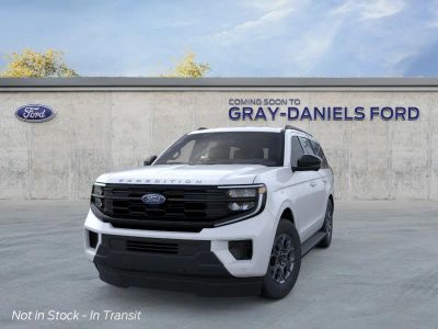 2026 Ford Expedition - Photo 2