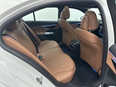 2026 Mercedes-Benz E-Class - Photo 25
