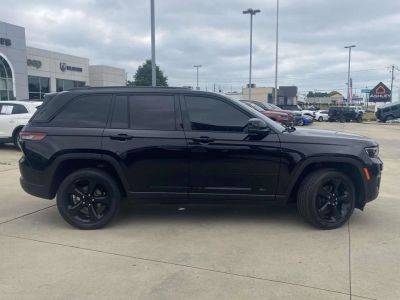 2023 Jeep Grand Cherokee - Photo 10