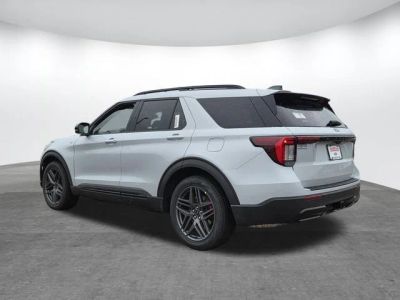 2026 Ford Explorer — photo 23 view