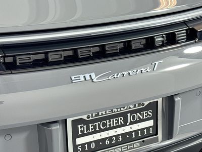 2025 Porsche 911 — photo 25 view