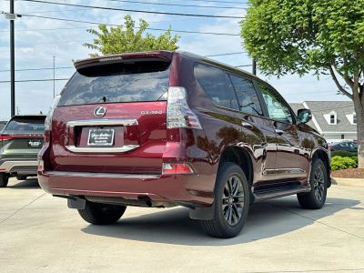 2022 Lexus GX - Photo 8