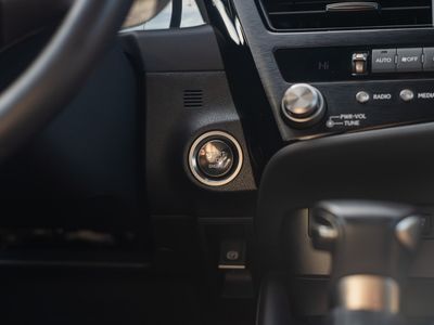 2023 Lexus ES — photo 44 view