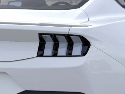 2026 Ford Mustang - Photo 21