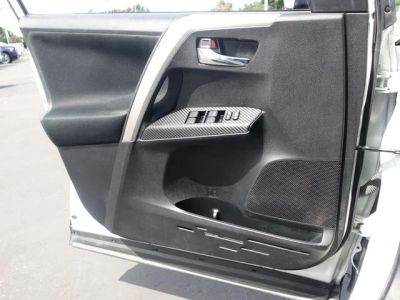 2015 Toyota RAV4 - Photo 23