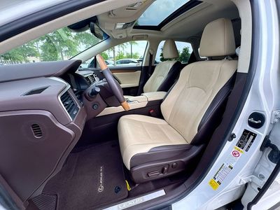 2019 Lexus RX 350 - Photo 19