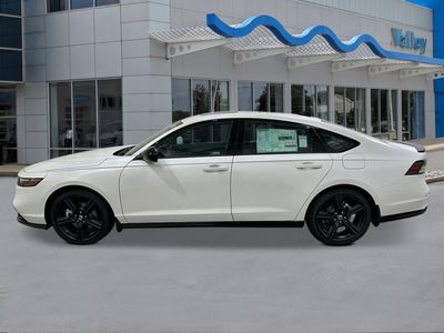 2026 Honda Accord Hybrid - Photo 2