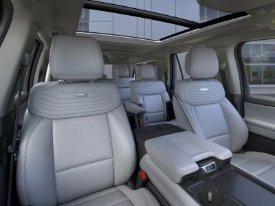 2026 Ford Expedition — photo 10 view
